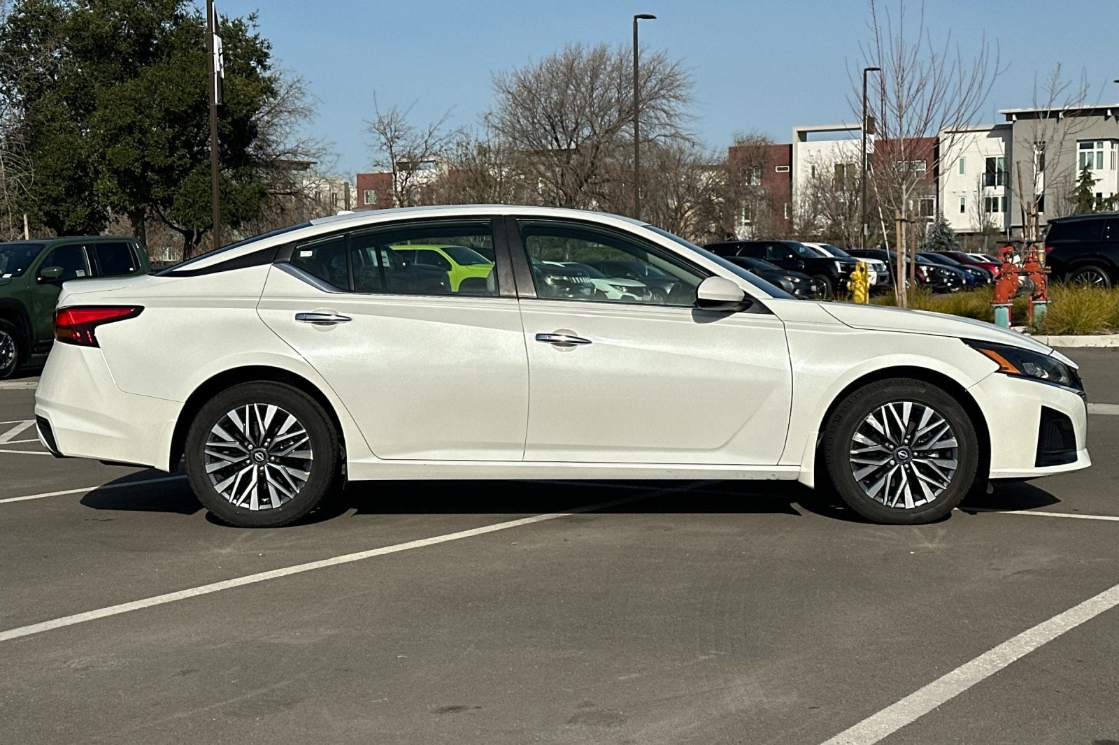 2023 Nissan Altima 2.5 SV