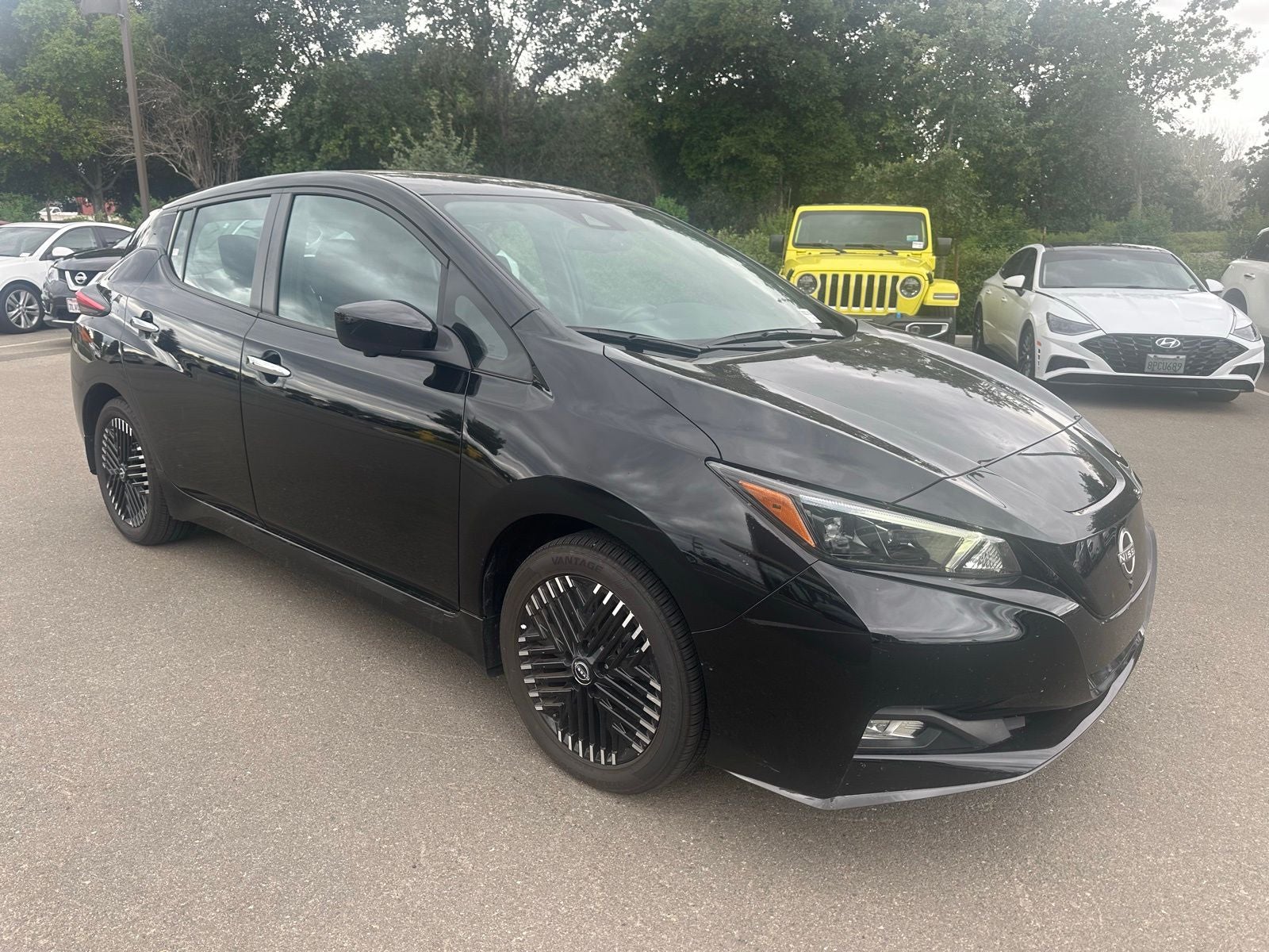 2025 Nissan Leaf SV Plus