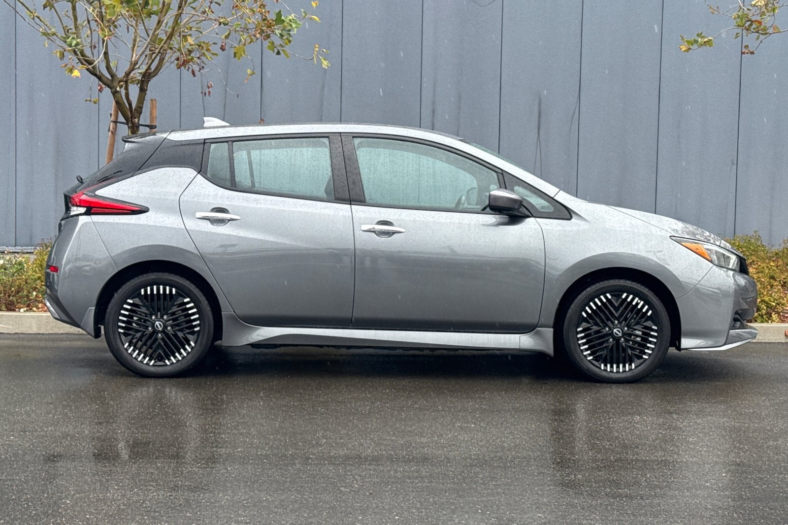 2025 Nissan Leaf SV Plus