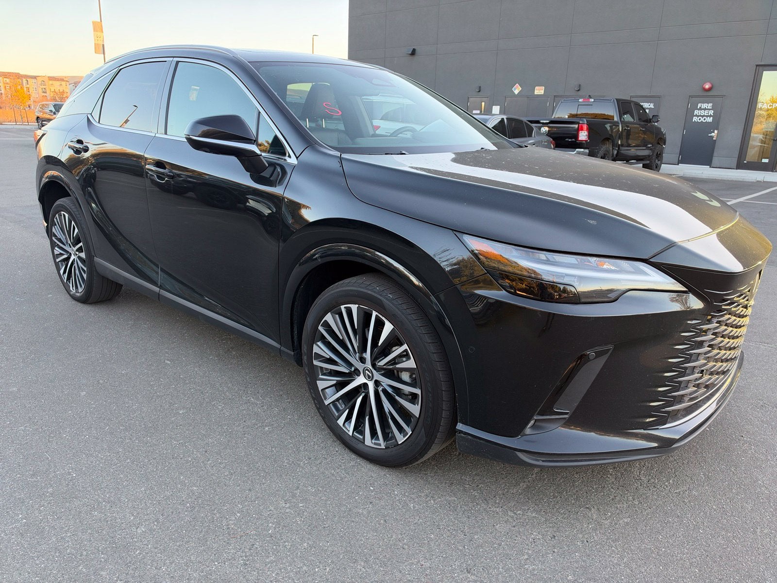 2025 Lexus RX 350h Premium Plus