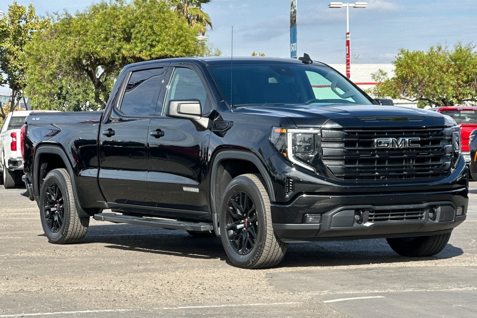 2023 GMC Sierra 1500 Elevation