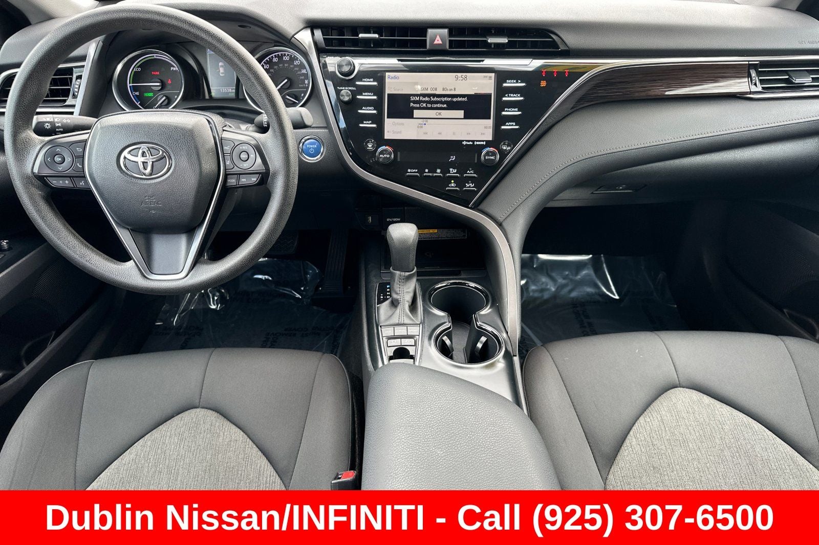 2020 Toyota Camry Hybrid LE