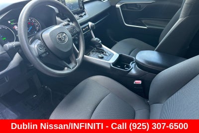 2022 Toyota RAV4 Hybrid LE
