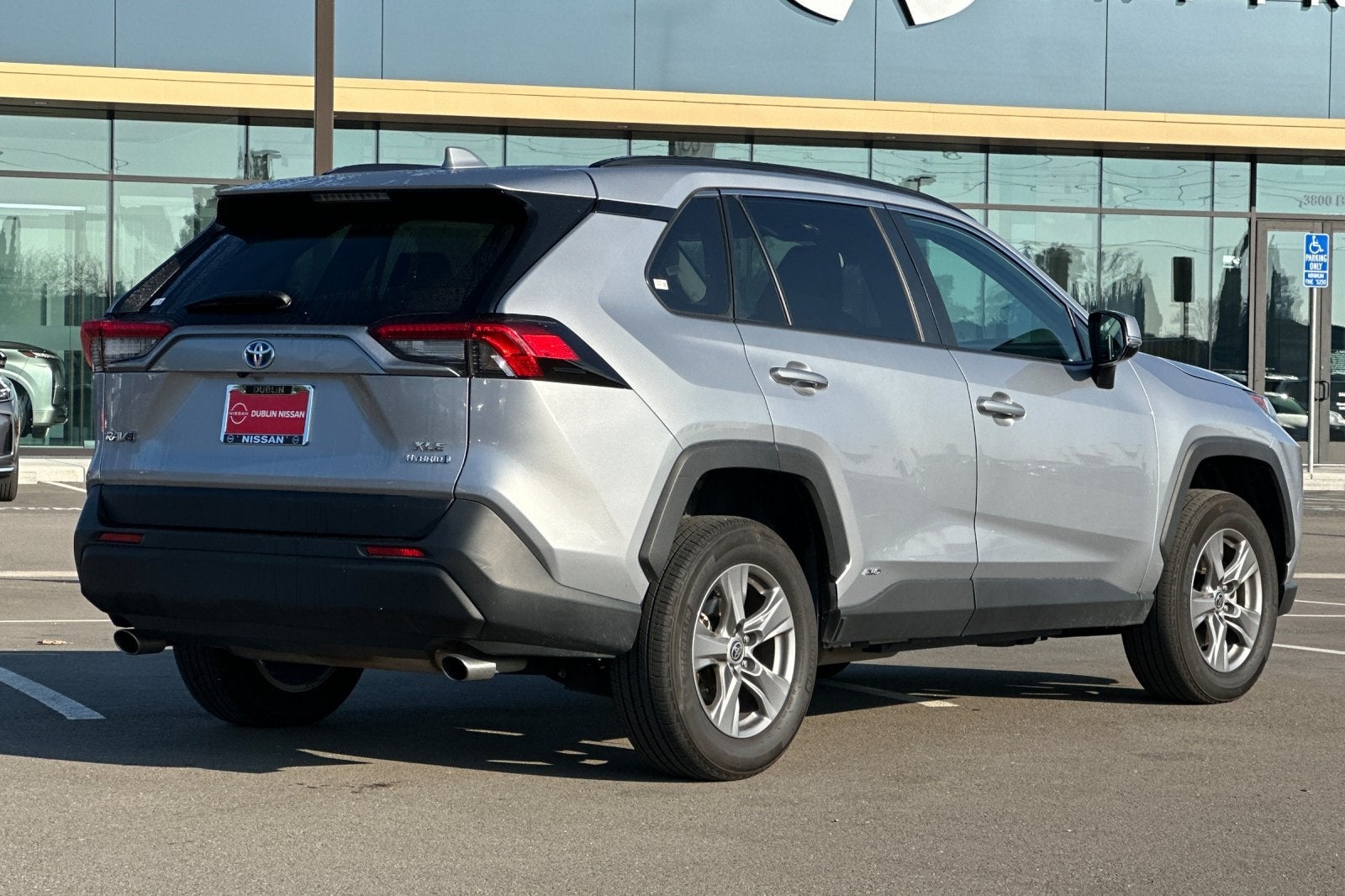 2024 Toyota RAV4 Hybrid XLE