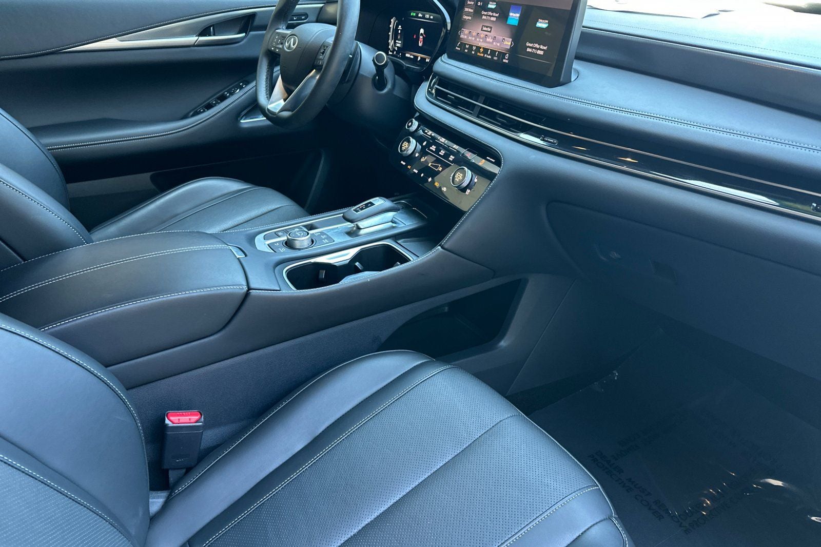 2025 INFINITI QX60 LUXE