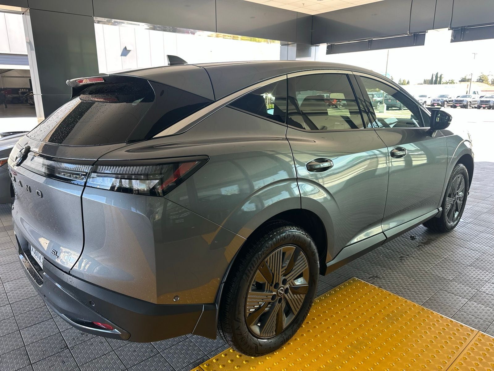 2025 Nissan Murano SL
