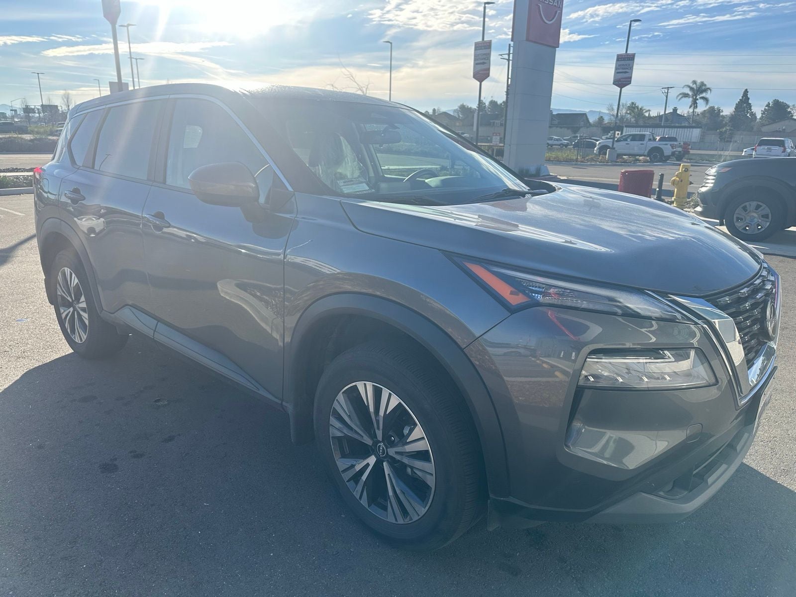 2023 Nissan Rogue SV