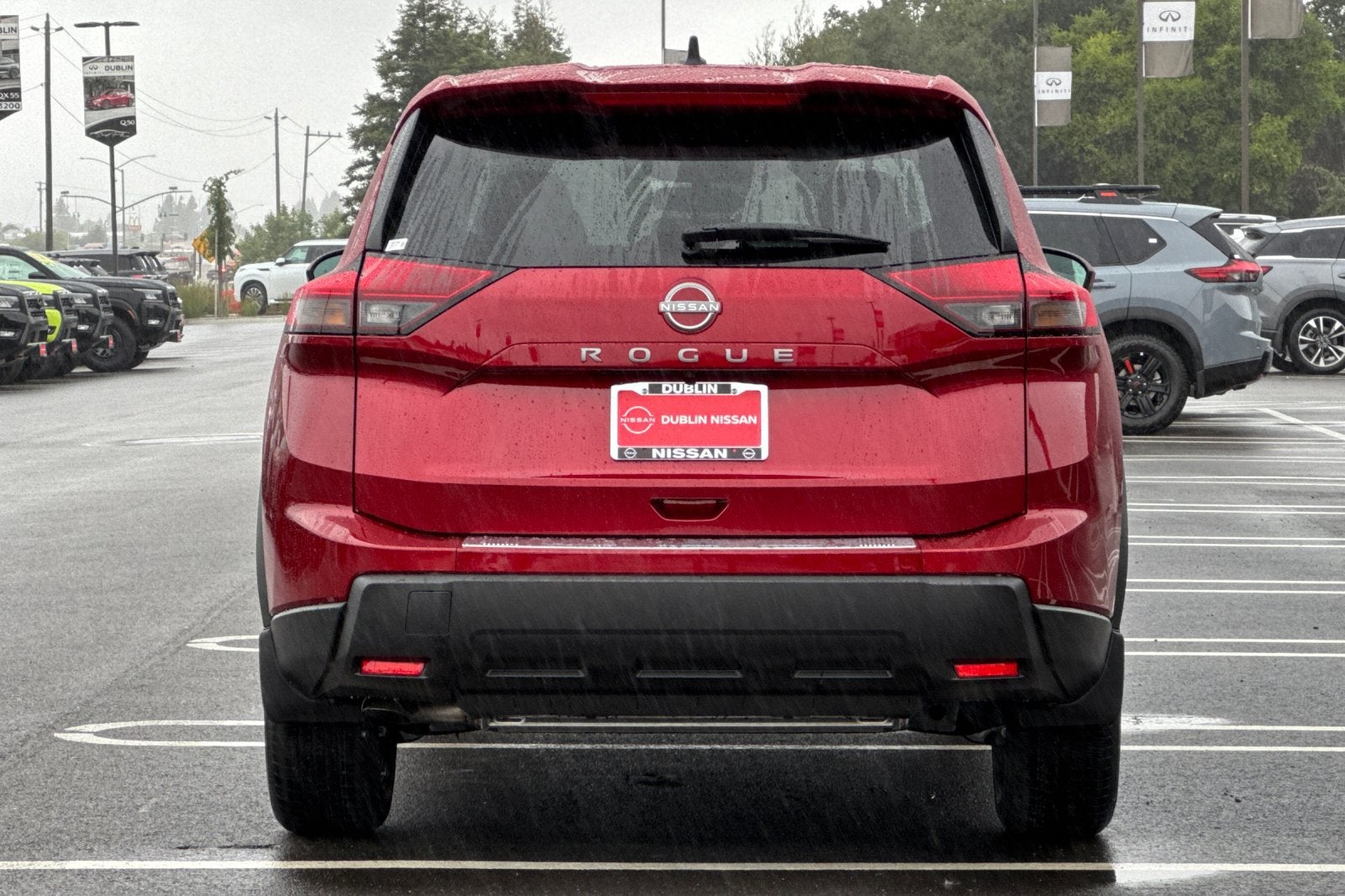 2026 Nissan Rogue SV