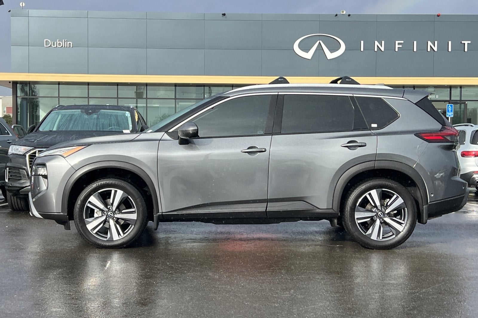 2024 Nissan Rogue SL