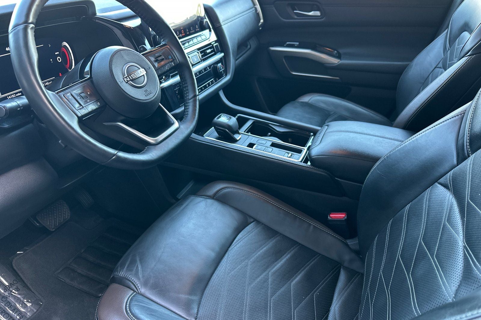 2024 Nissan Pathfinder Platinum