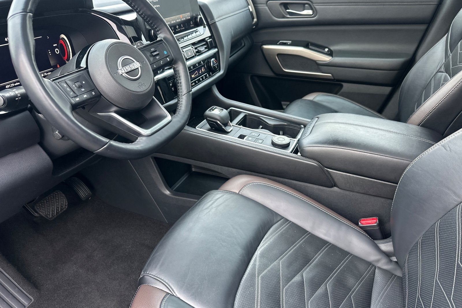 2023 Nissan Pathfinder Platinum