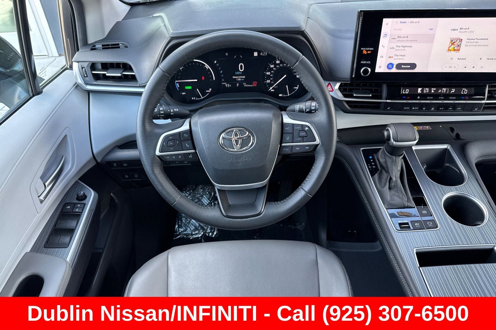 2025 Toyota Sienna XLE 8 Passenger