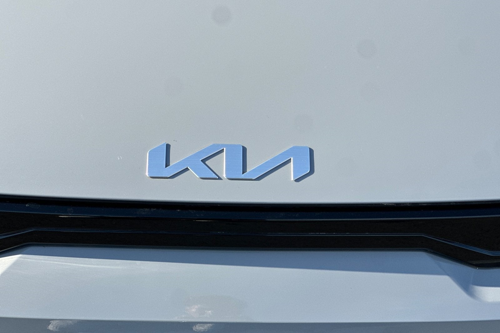 2025 Kia EV6 Light