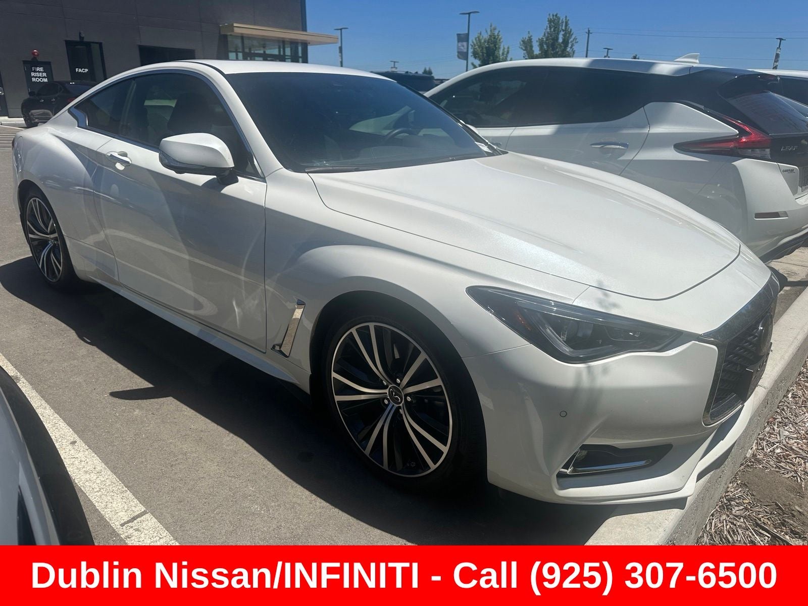 2022 INFINITI Q60 LUXE