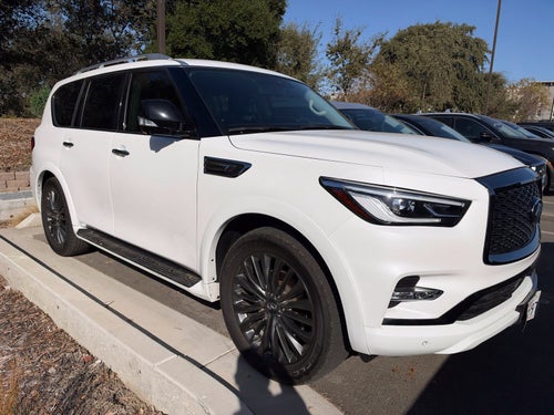 2023 INFINITI QX80 Premium Select