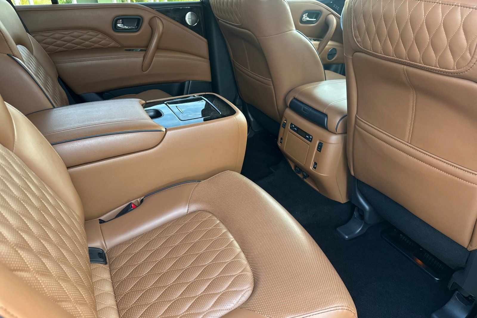 2023 INFINITI QX80 Sensory