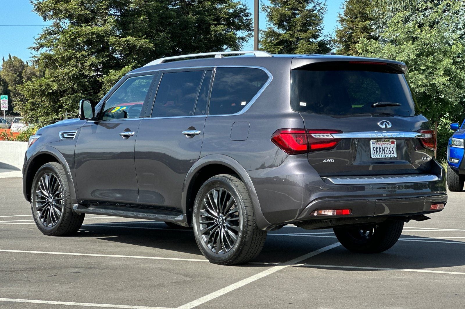 2023 INFINITI QX80 Sensory