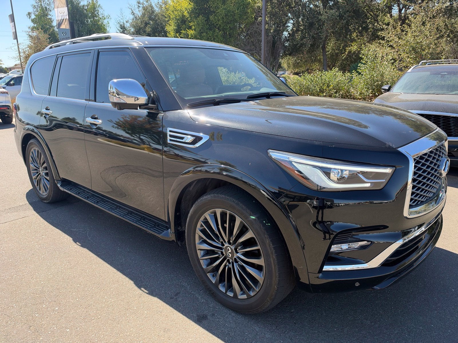 2023 INFINITI QX80 Sensory
