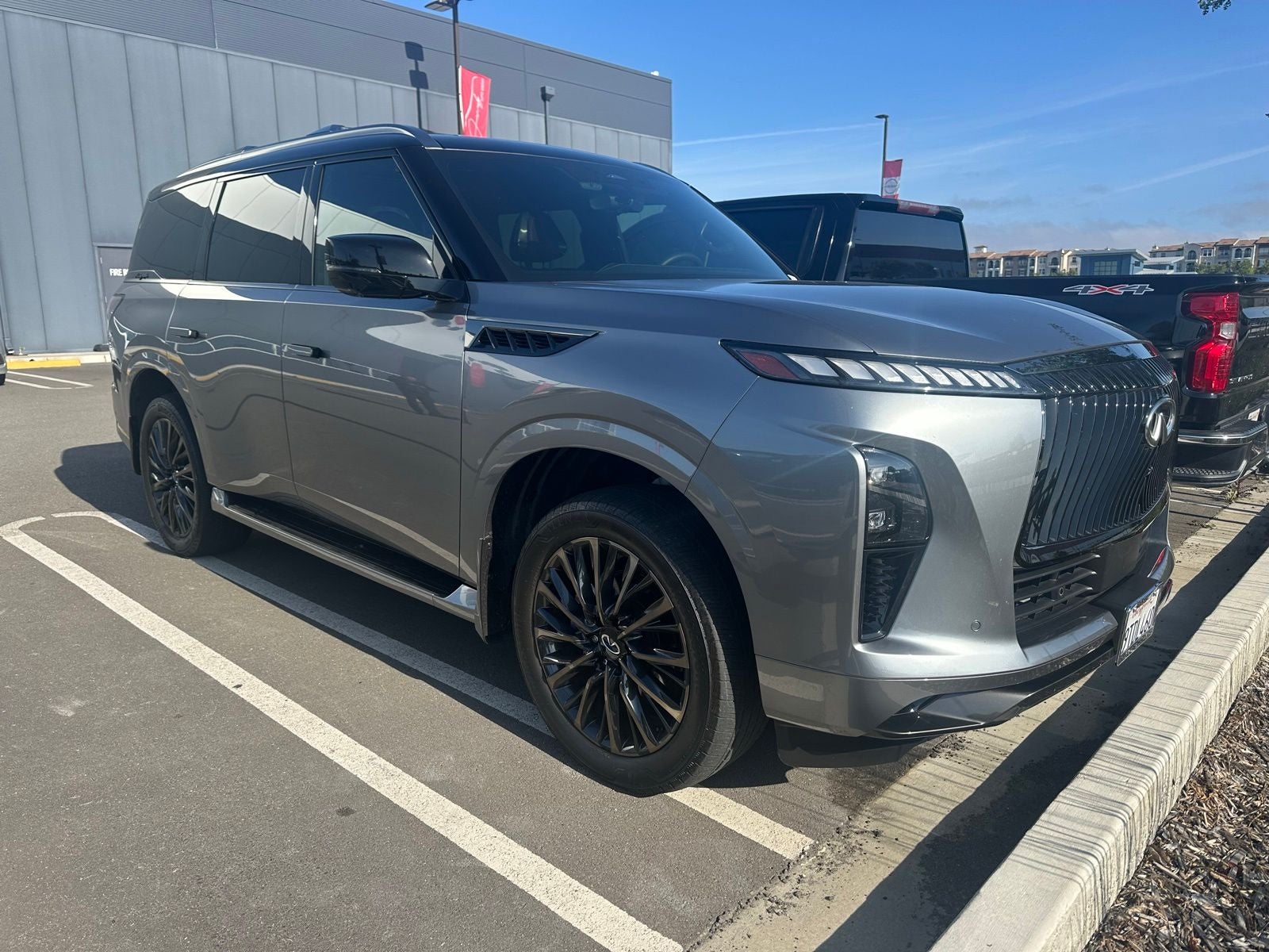 2025 INFINITI QX80 AUTOGRAPH