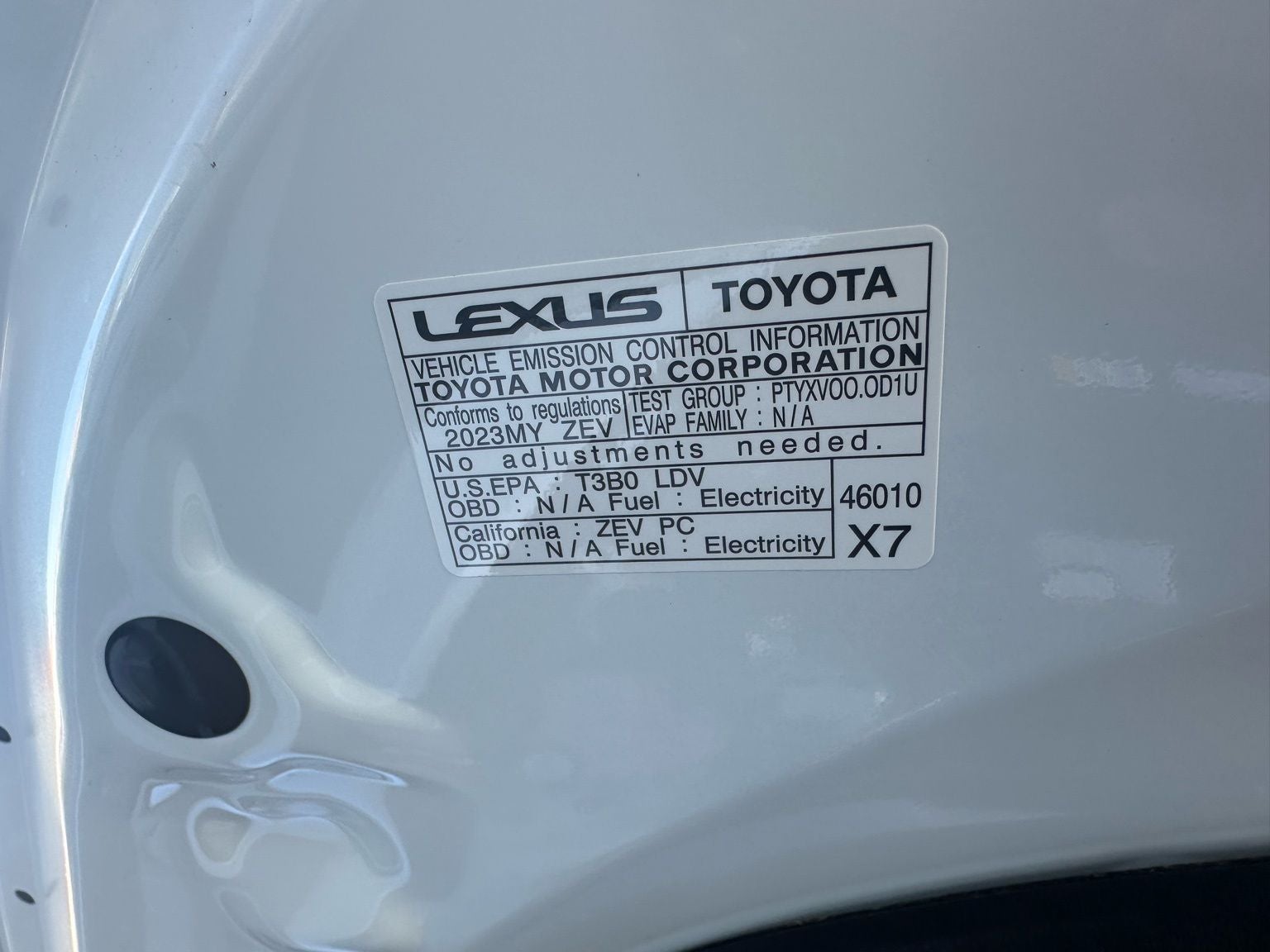 2023 Lexus RZ 450e Premium