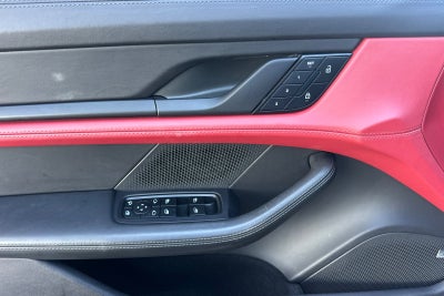 2023 Porsche Taycan Turbo