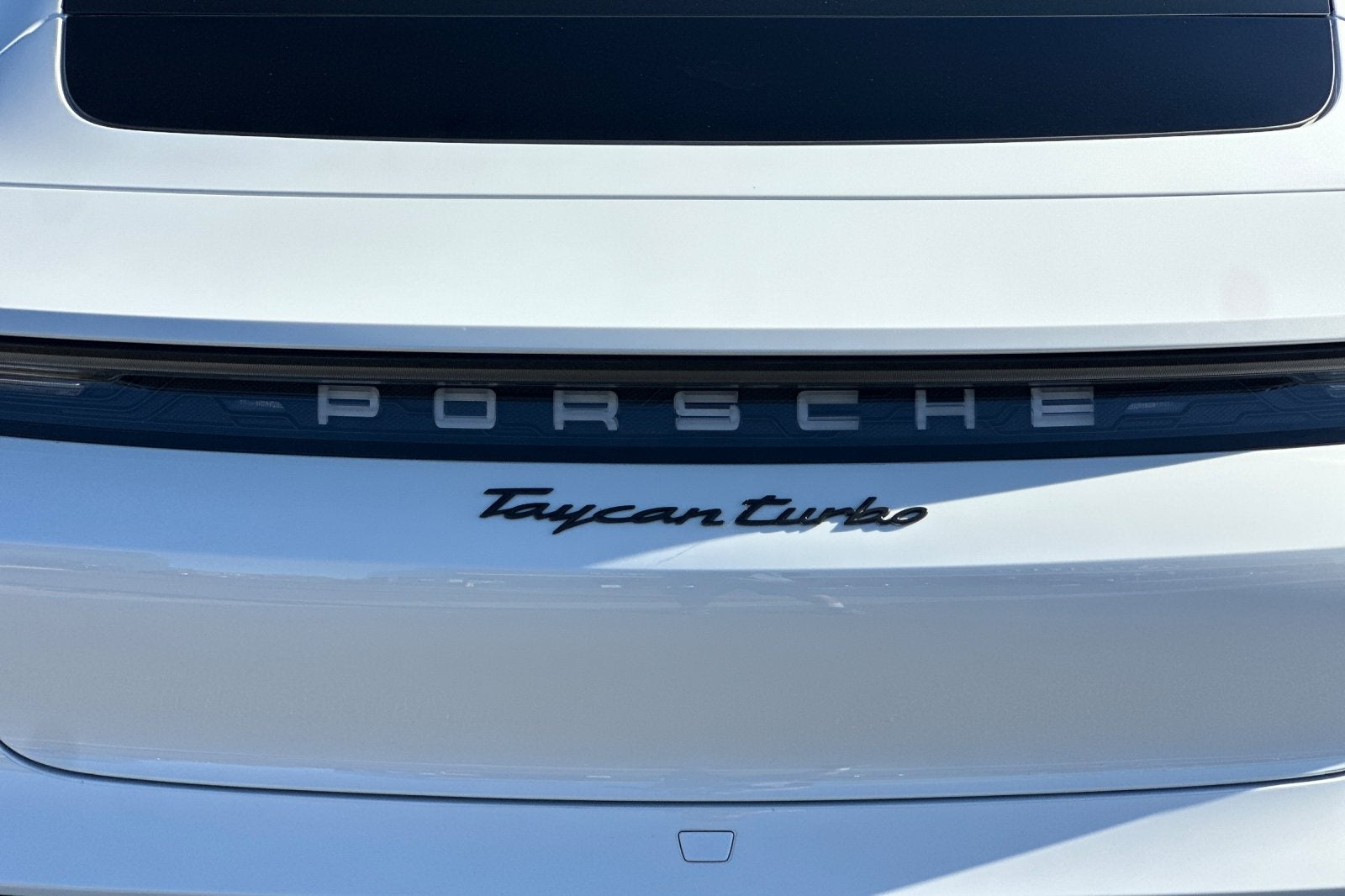 2023 Porsche Taycan Turbo