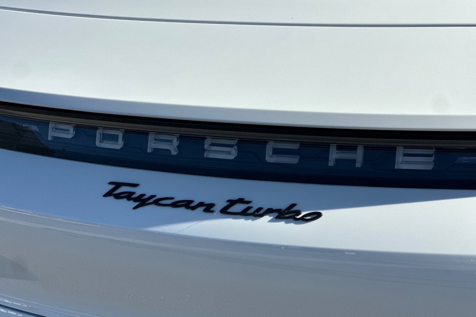 2023 Porsche Taycan Turbo