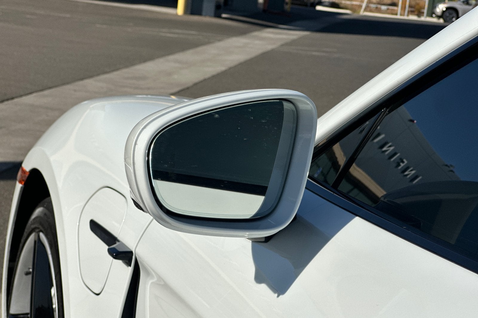 2023 Porsche Taycan Turbo