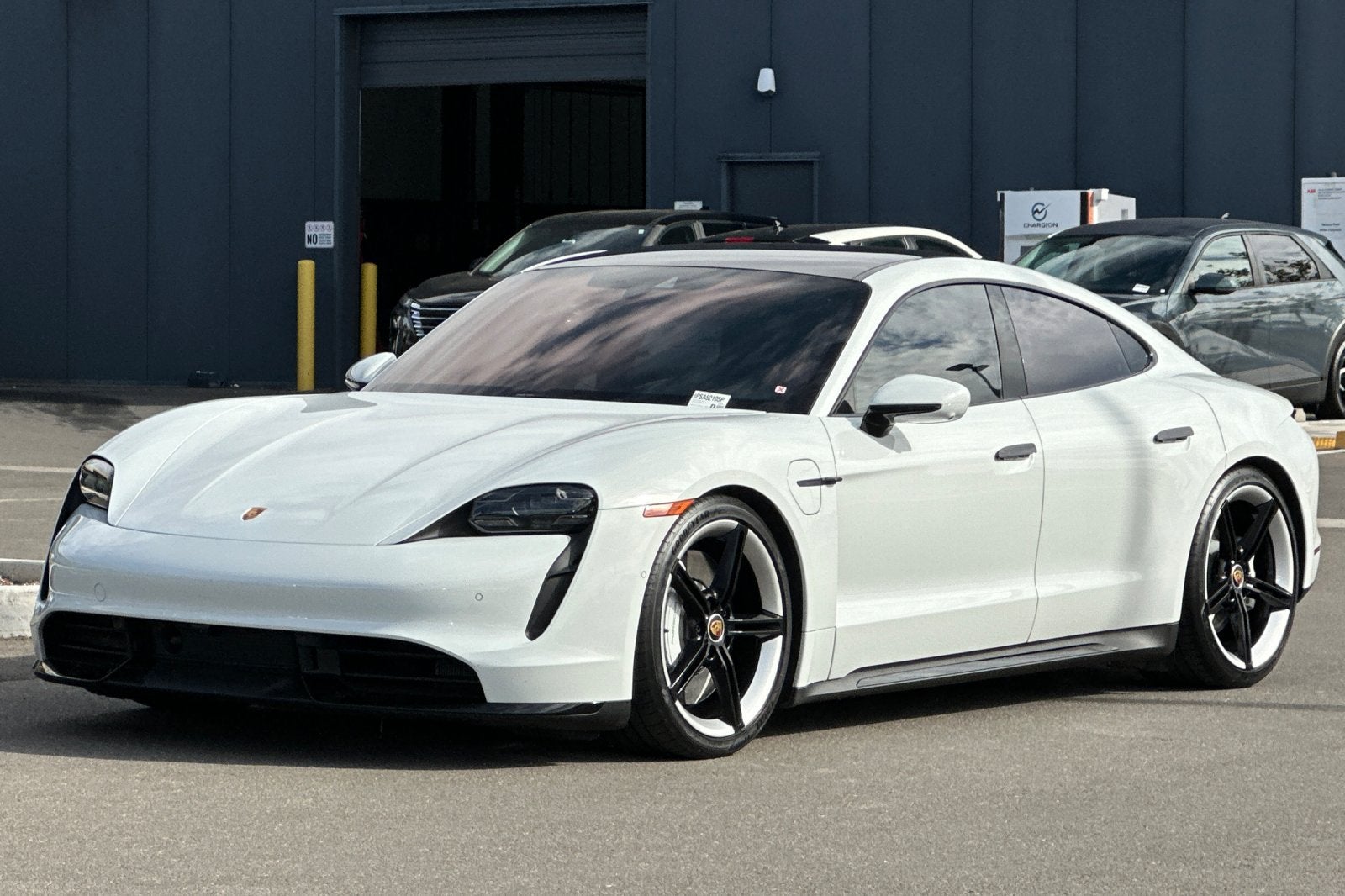 2023 Porsche Taycan Turbo