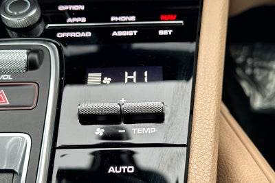 2023 Porsche Cayenne Platinum Edition