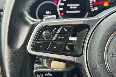 2023 Porsche Cayenne Platinum Edition