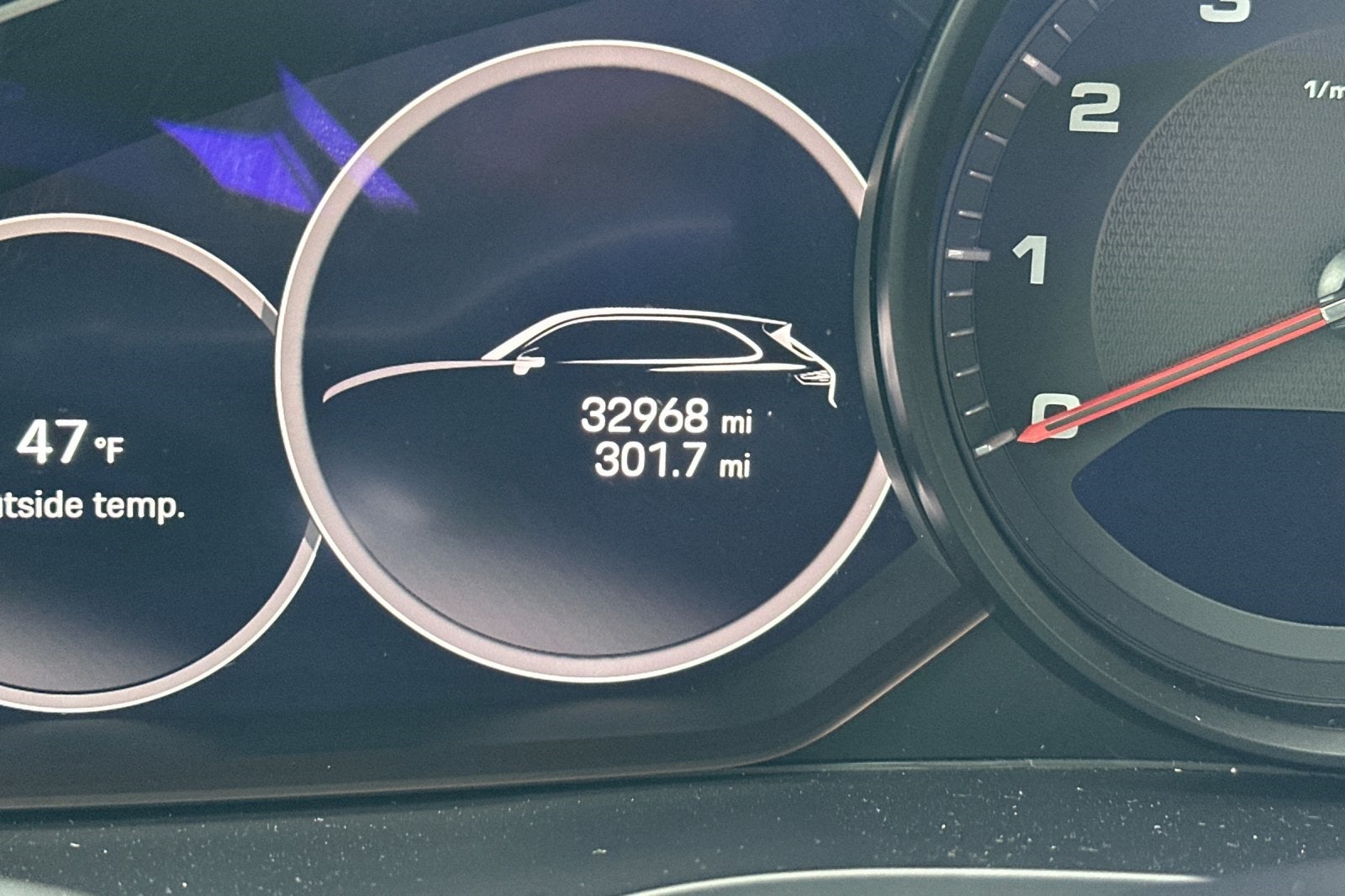 2023 Porsche Cayenne Platinum Edition