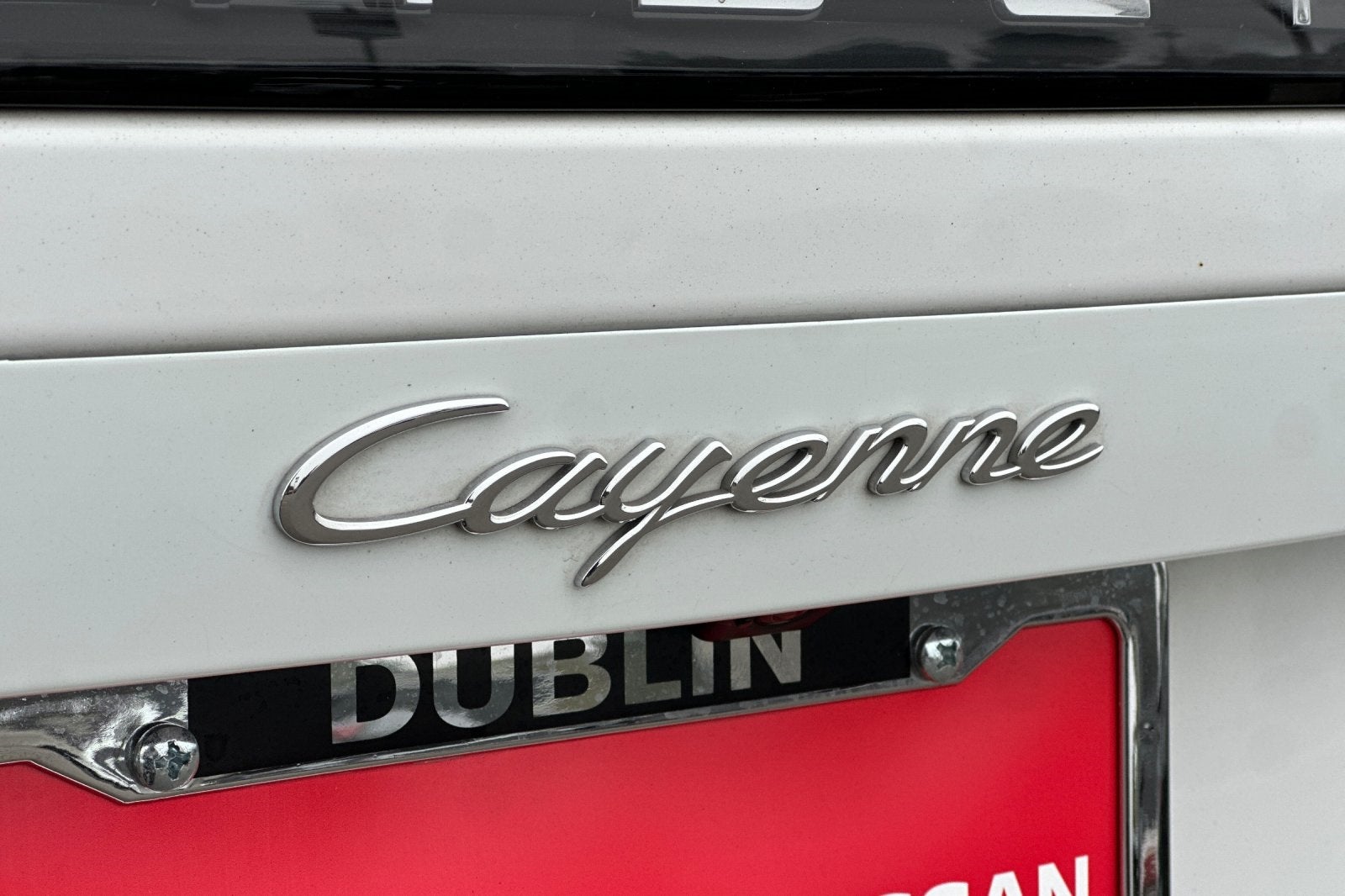 2023 Porsche Cayenne Platinum Edition