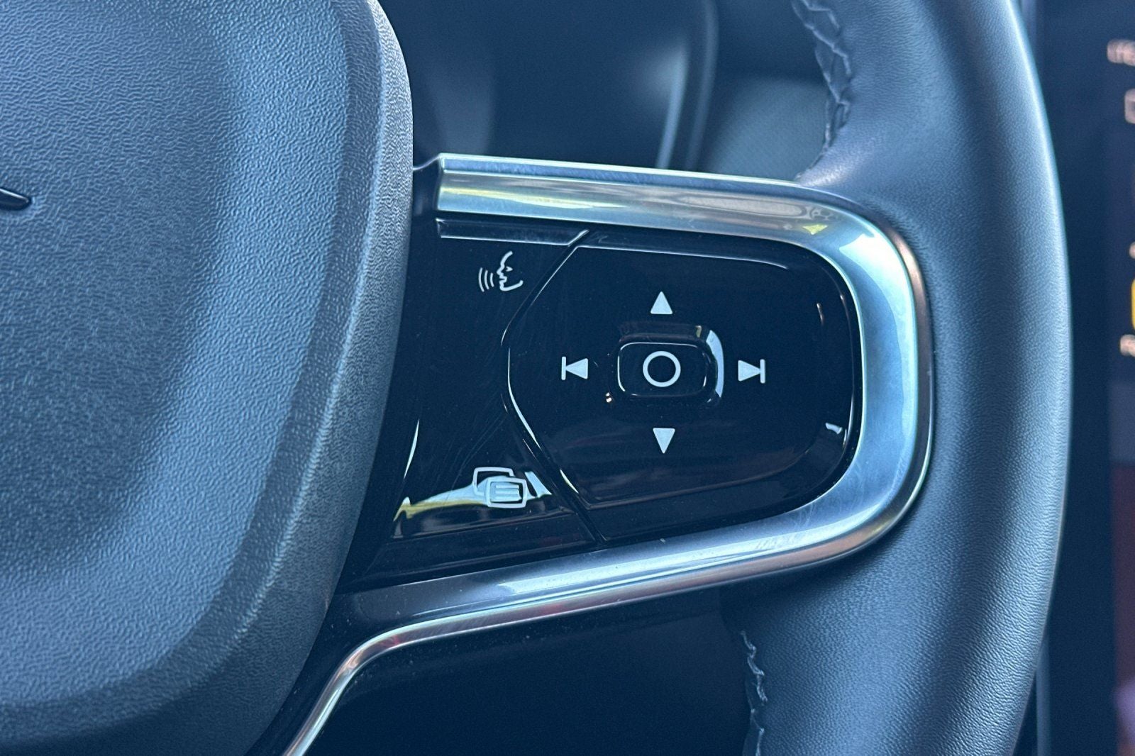 2023 Polestar 2 Long Range Dual Motor Performance